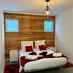 Casa Caloura Passion Deluxe & Lagoa (Azores)