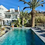 Casa Caloura Passion Deluxe & *