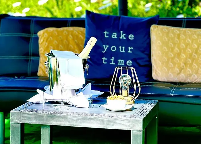 Casa Caloura Passion Deluxe & Daire *