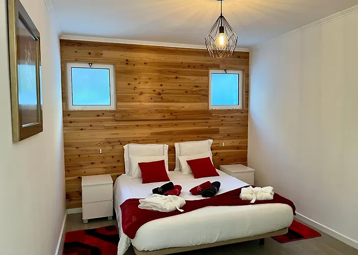 Casa Caloura Passion Deluxe & Lagoa (Azores)