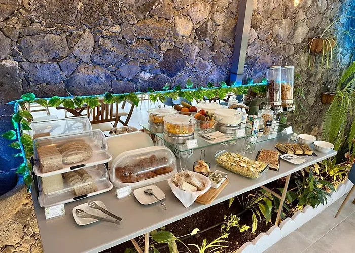 Casa Caloura Passion Deluxe & *